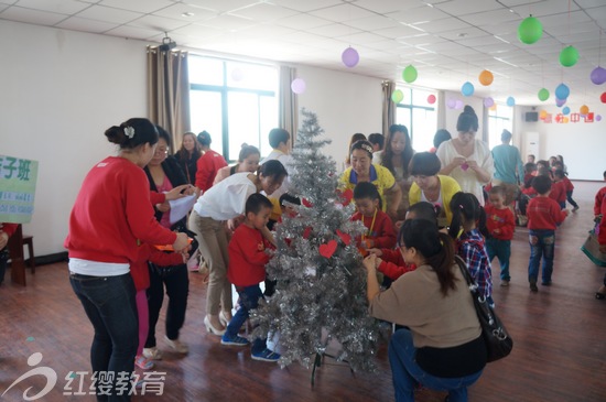 陕西渭南华县红缨苗苗幼儿园母亲节活动