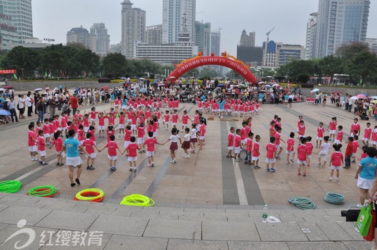 \广西柳州红缨启迪幼儿园举办庆“六、一”活动