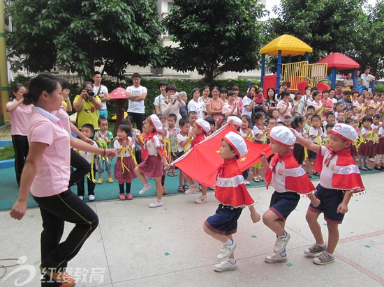 广西玉林工会幼儿园举办庆国庆活动