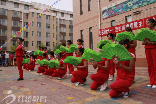 宁夏灵武红缨童乐华庭幼儿园举办庆“六一”活动