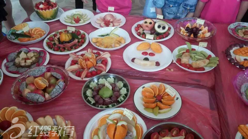 广东惠州红缨石湾小太阳幼儿园举办感恩母亲节