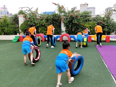 幼儿园夏季户外体育游戏(中)