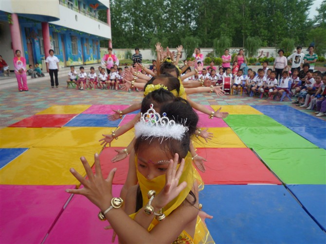 江苏益智幼儿园庆祝六 一